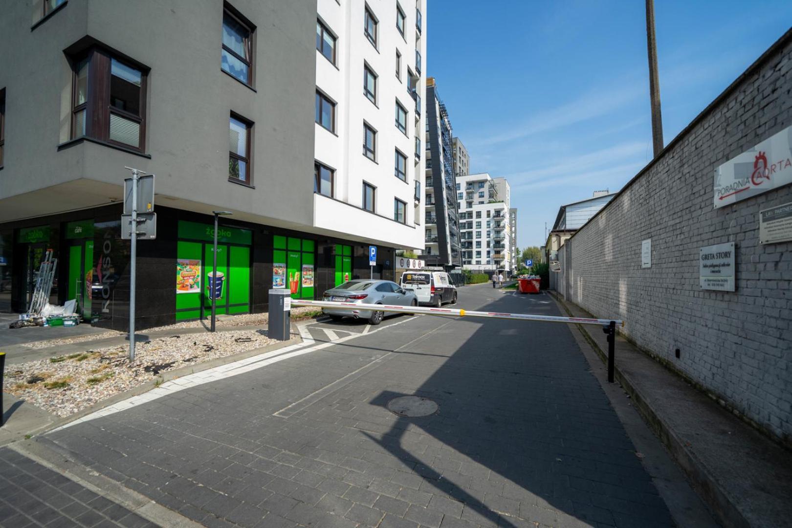 Skierniewicka Apt - Parking, Workspace, Balcony - By Rentujemy Warszawa Eksteriør bilde