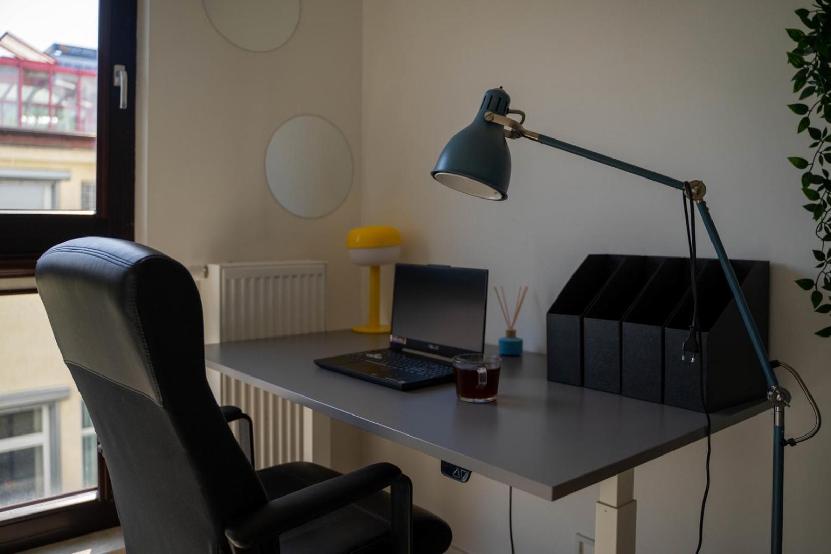 Skierniewicka Apt - Parking, Workspace, Balcony - By Rentujemy Warszawa Eksteriør bilde