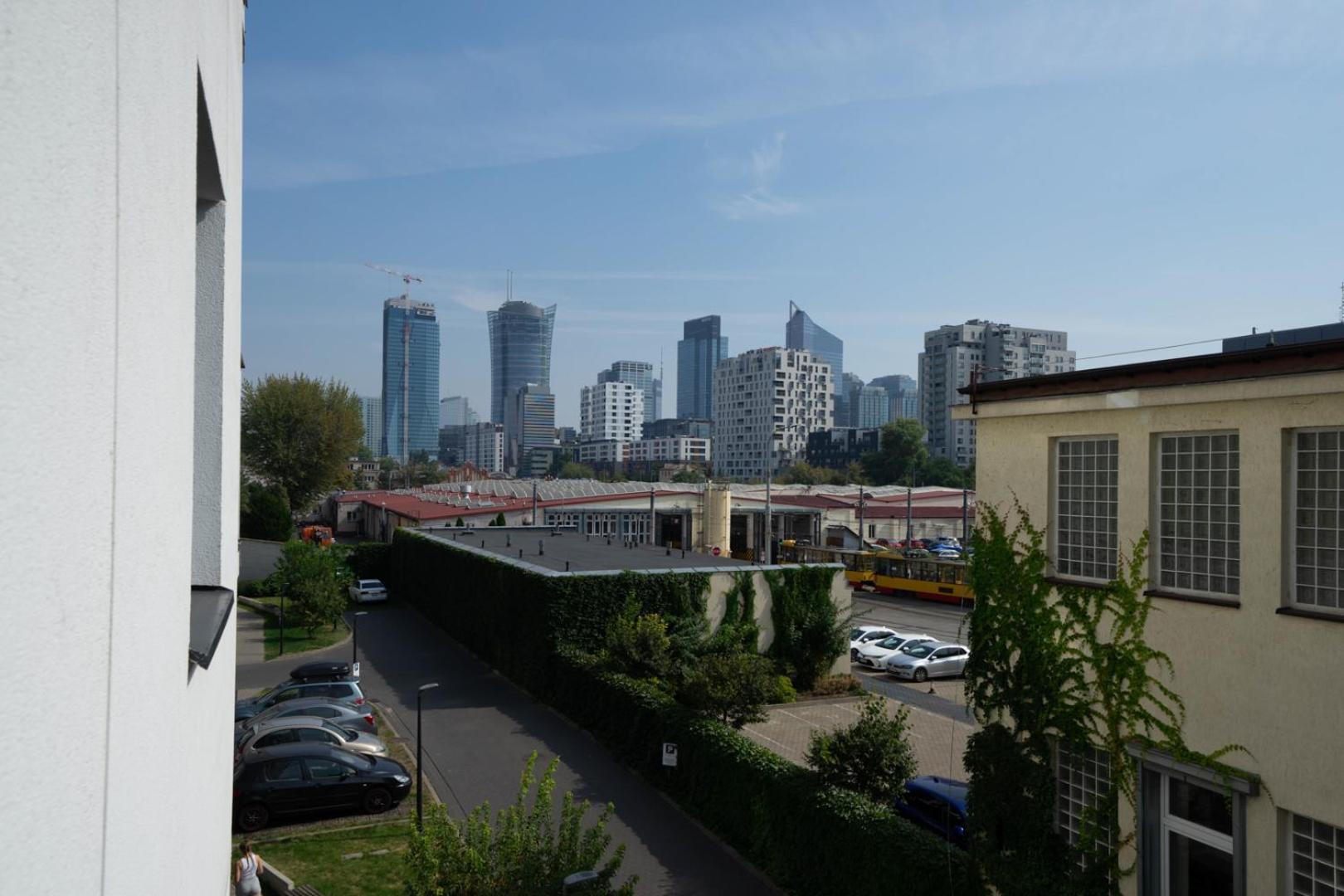 Skierniewicka Apt - Parking, Workspace, Balcony - By Rentujemy Warszawa Eksteriør bilde