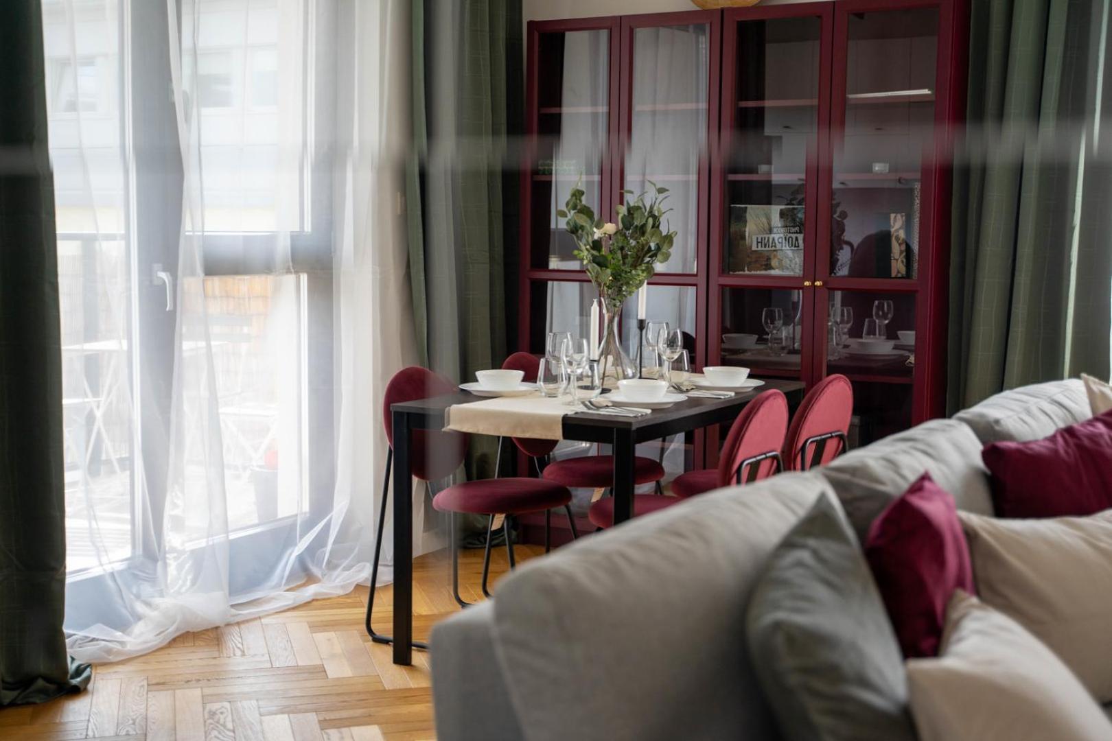 Skierniewicka Apt - Parking, Workspace, Balcony - By Rentujemy Warszawa Eksteriør bilde