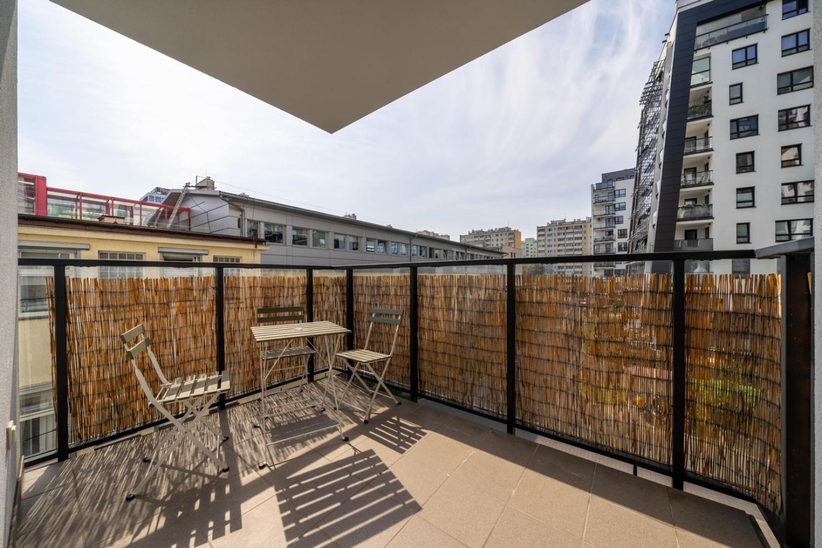Skierniewicka Apt - Parking, Workspace, Balcony - By Rentujemy Warszawa Eksteriør bilde